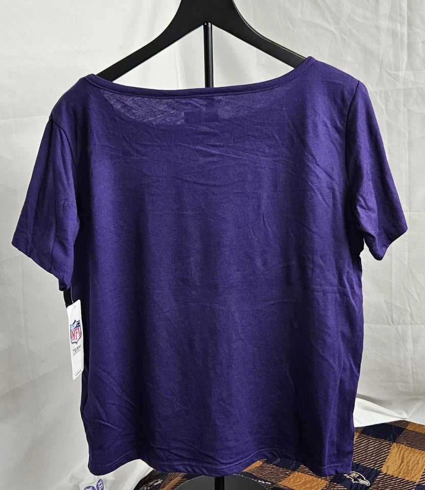 Women's NFL Team Apparel Baltimore Ravens T-Shirt Size Medium Purple